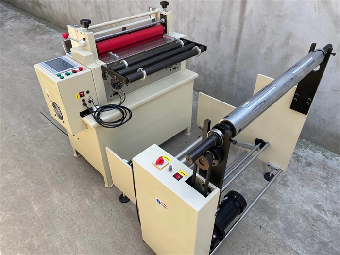 roll to sheet cutting machine