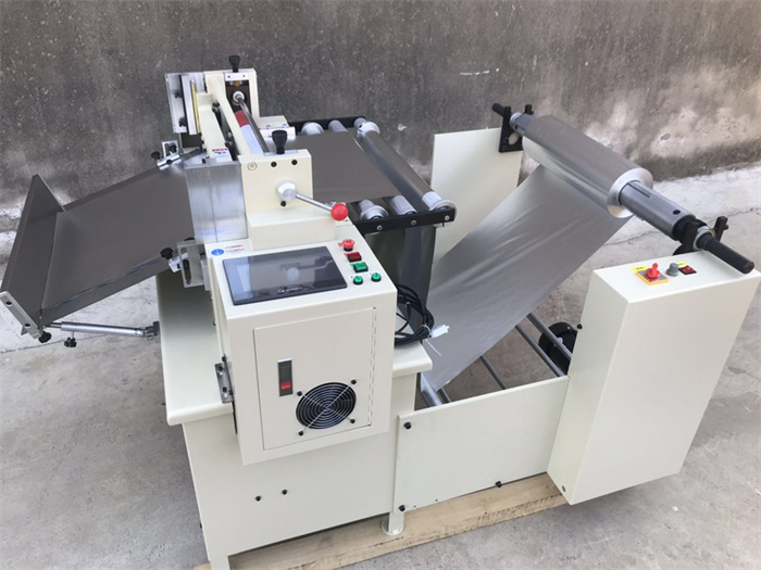 PVC roll to sheet cutting machine